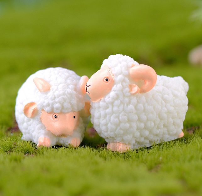 Mini Fairy Garden Animals Cute Resin Sheep Model Wholesale Fairy Garden Accessories Supplies Miniture Fairy Garden Ornament Small Artificial Christmas Goat Sheep Figurine Kids Gifts Terrarium Fairy Garden Kits Decoration Table Decor